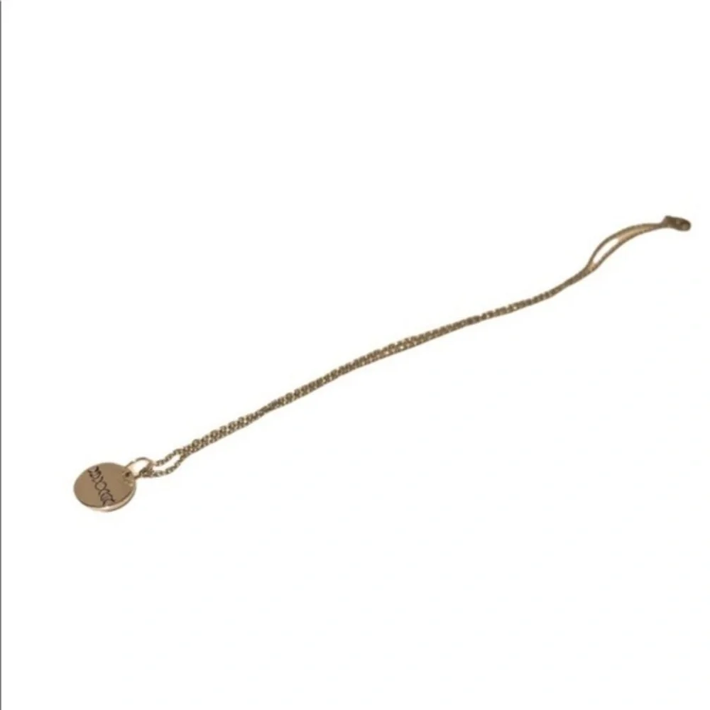 Handmade stamped‎ boho moon dainty silver pendant
18 in chain stainless necklace - Picture 4 of 5